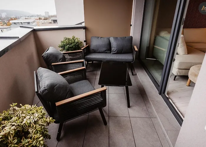 Ah Albelli Ii Free Parking *